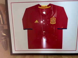 Sergio Ramos - Signed Spain Jersey (Fanatics authenticated)