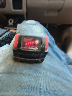 Milwaukee battery M18 5 amp hour