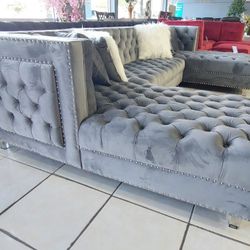 Prada - Grey Sectional (ETA 1/20)
