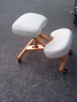 Kneeling Massage Stool