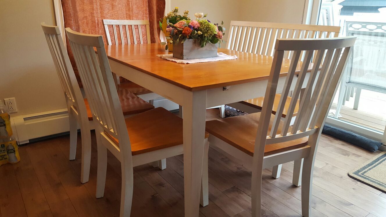 Raymour & Flanigan Ashby 6-pc dining set