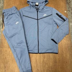 Jogging Suit Size Large