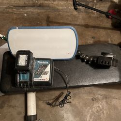 Pdr Light  And  Battery Set Up 