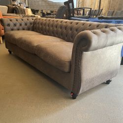 Chesterfeild Sofa