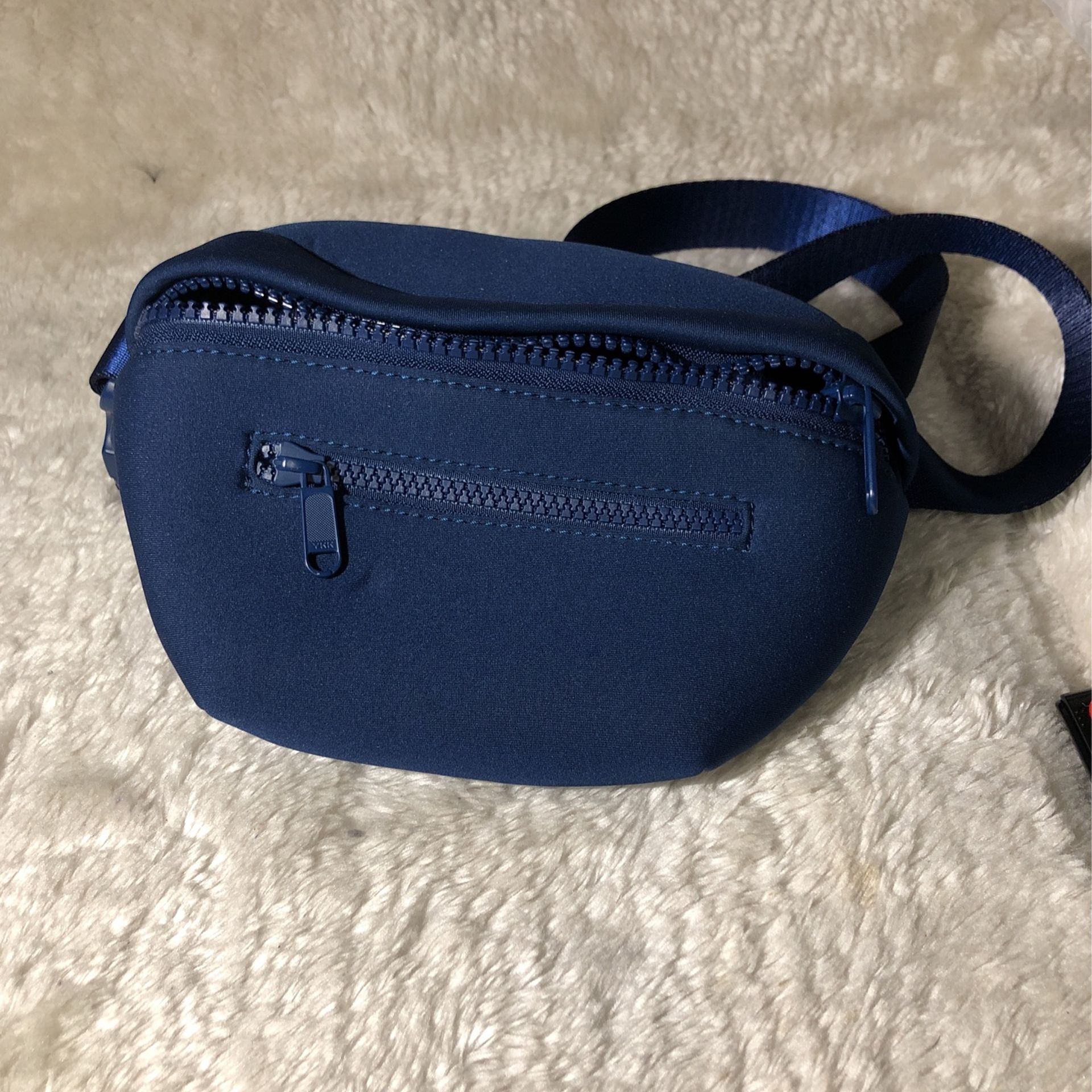 Quince-all Day Neoprene Belt Bag/Fanny Pack Navy Blue
