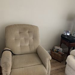 Electric Recliner With Lift Up Feature 