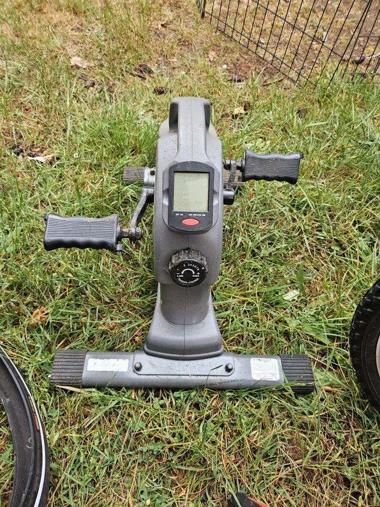 Under Desk Pedal Exerciser