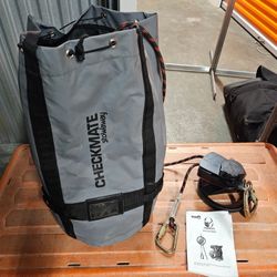 Checkmate Lifting and Safety Max Descender