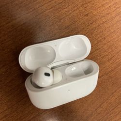 Apple AirPods (Left + Case) – Fully Functional, Budget-Friendly