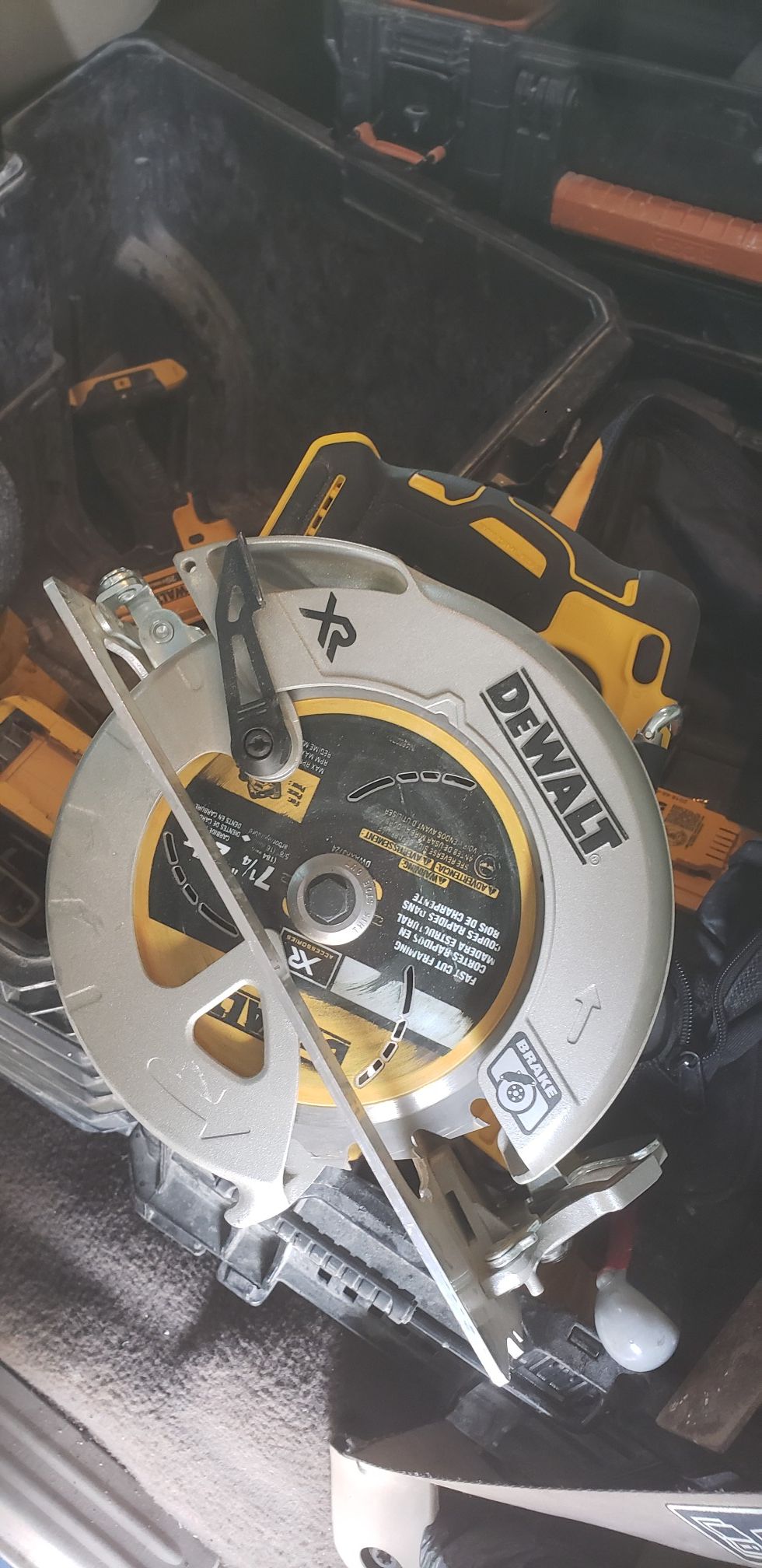 dewalt xr skillsaw 7.25 blade