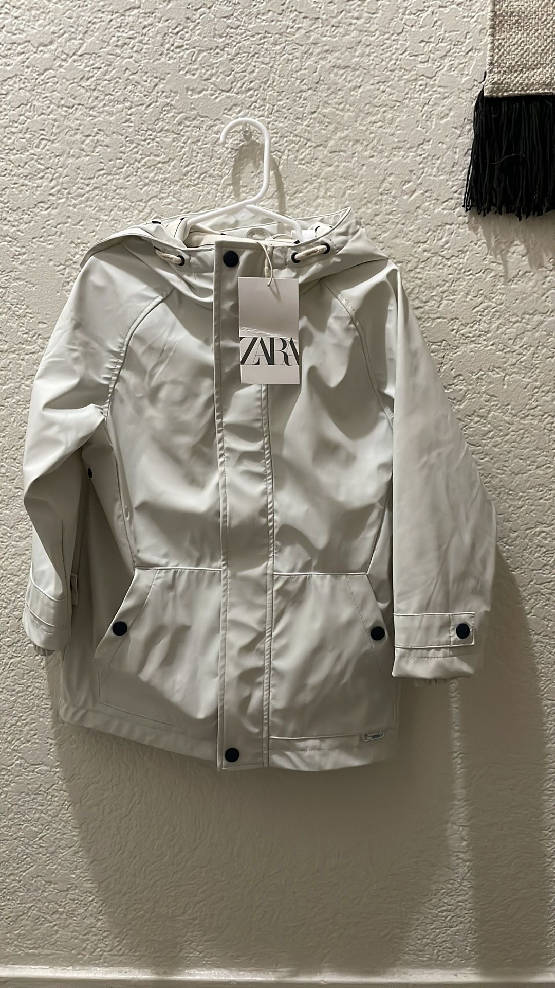 Zara Kids Jacket. Boys size 4-5