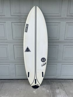 Surfboard- 6’4” Epoxy - Thruster Swallow Tail Chuck Dent
