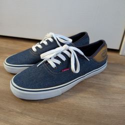 Levi's Shoes Size 8 