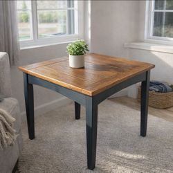 Small Oak Coffee Table (or side table)