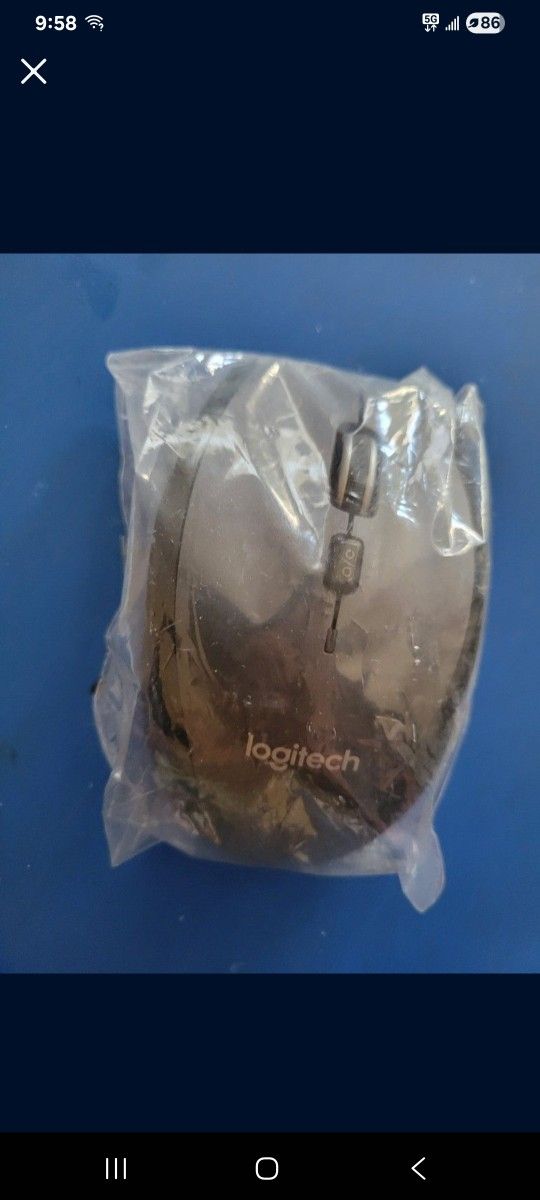 Brand New Sealed Logitech M705 Wireless Mouse 3 Years Battery