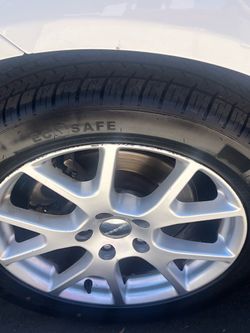 New tires 4/ llantas nuevas