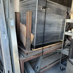 2 welding tables and tank