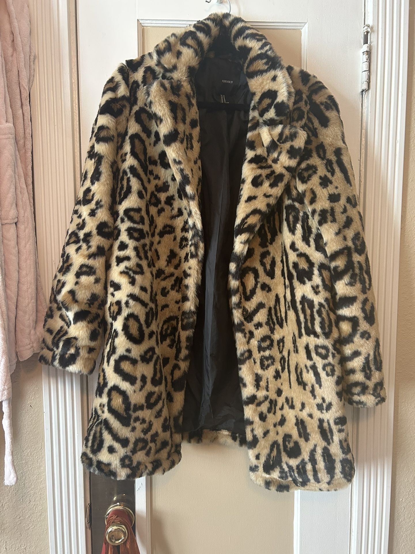Faux Fur Cheetah Print Jacket 