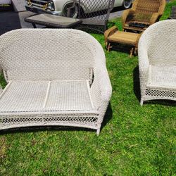 Wicker Set