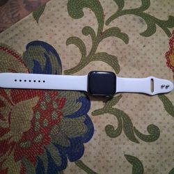 Apple watch se 44m