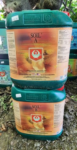 House & Garden Soil A & B Hydroponic Base Nutrient 5 Liter
New Unopened 