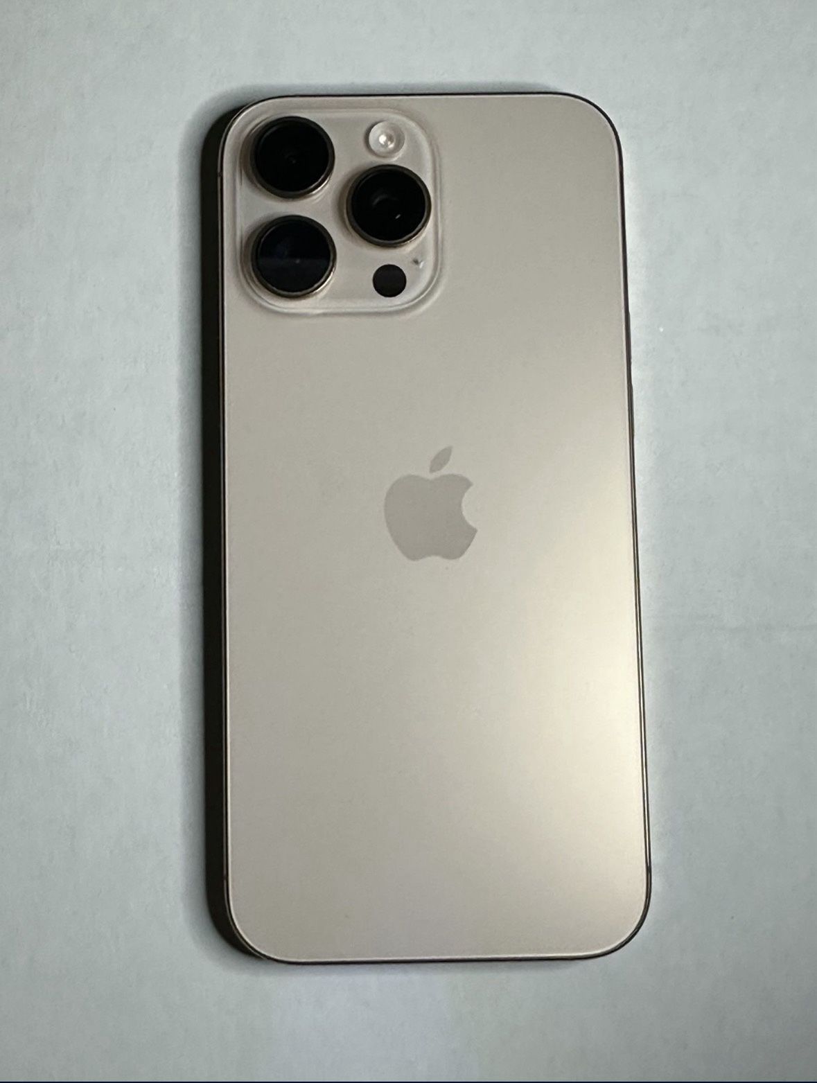 iPhone 16 Pro Max (512gb)(Unlocked)