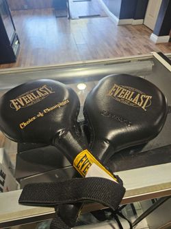 1910 Pro Leather Striking Paddles