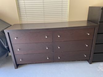 Wooden Dresser!