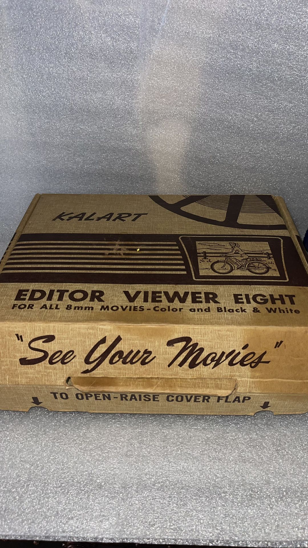 Vintage Kalhart Movie Projector 📽️ 