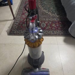 Dyson Vacuum 