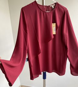 Women’s Elegant Long Sleeve Blouse NEW size L $7