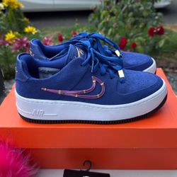 Nike Air Force 1