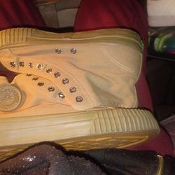 Pf flyers size 9.5 mens