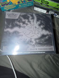 Pokemon Pitch Black Pokemon Center Elite Trainer Box