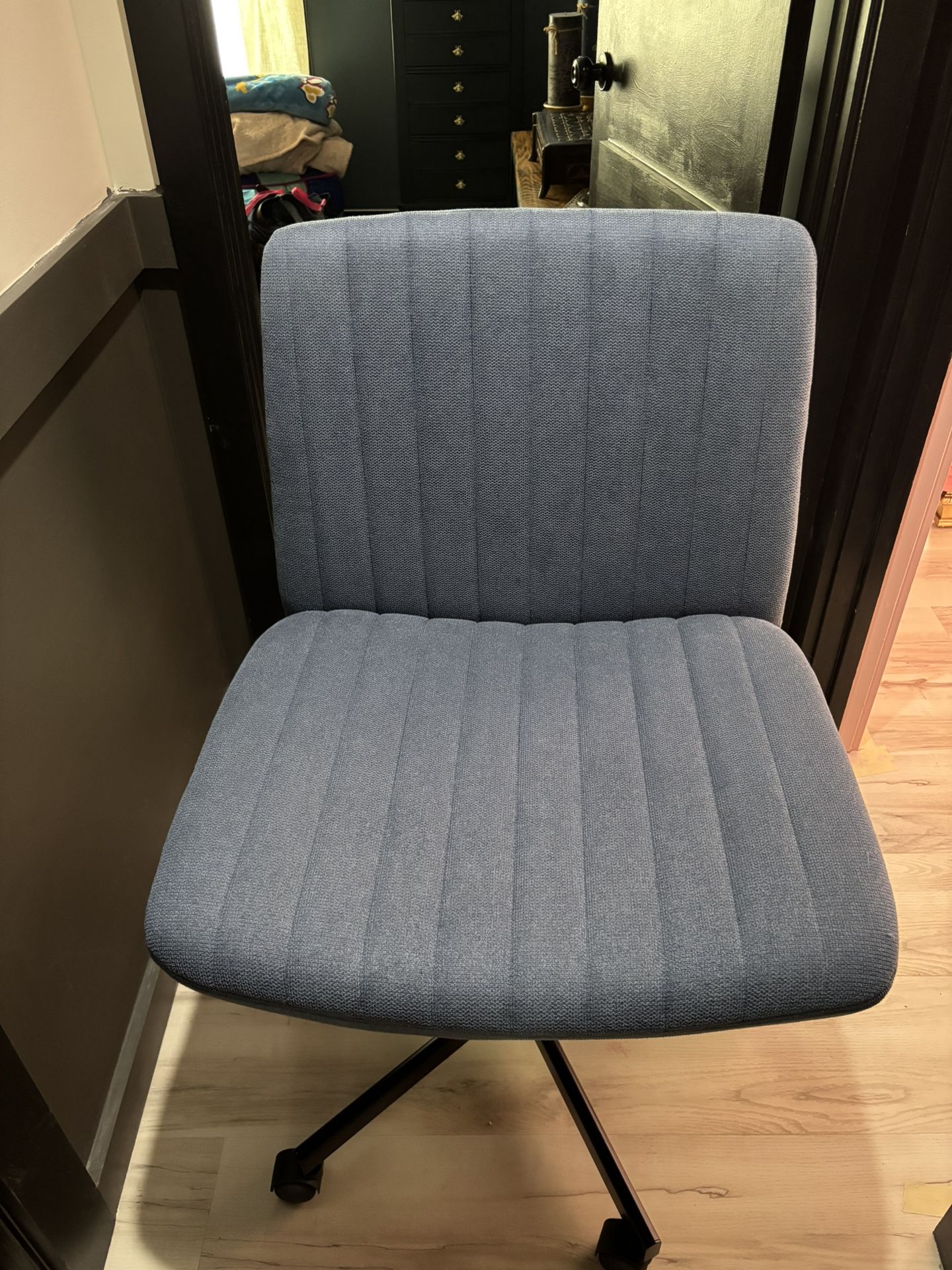 Criss Cross Chair