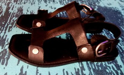 Women's Frye Sandals, LIKE NEW! Black Felix Sling Size 9.5