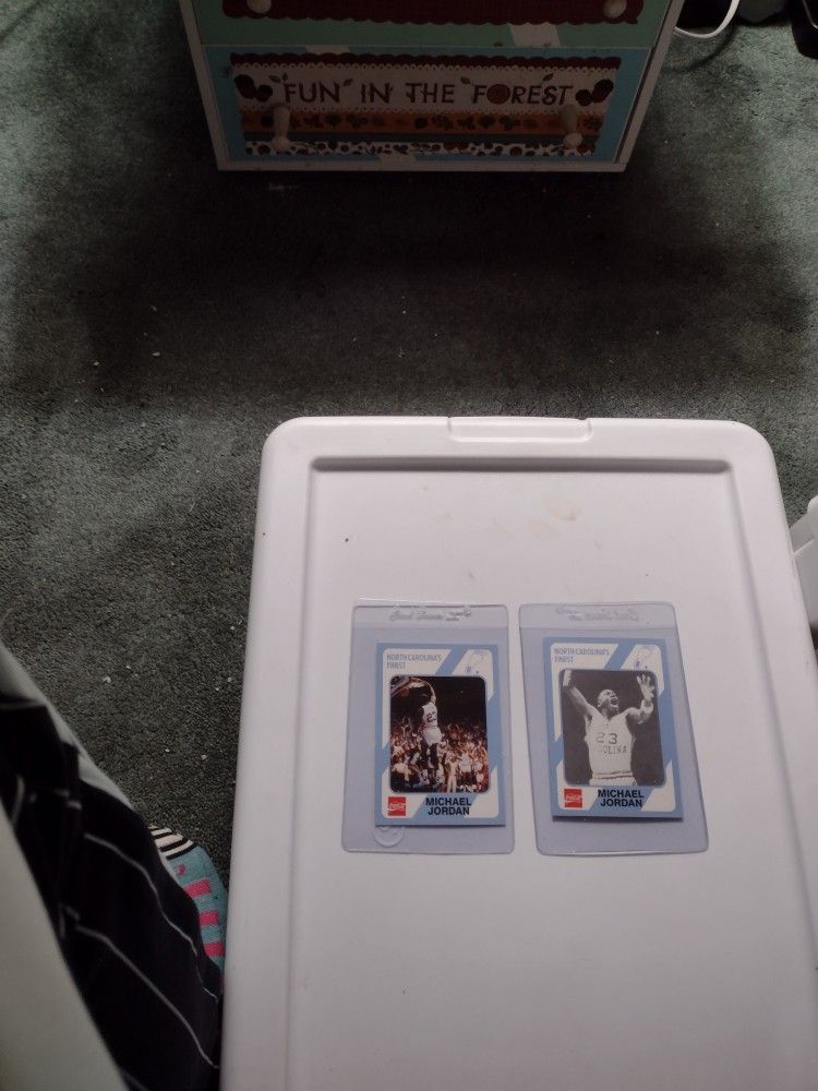 Basketball 2 Michael Jordan North Carolina Cards. Donruss 2021 Value Football Pack 30 Cards Steve Largent Cards Cash Porch Pickup Redmond