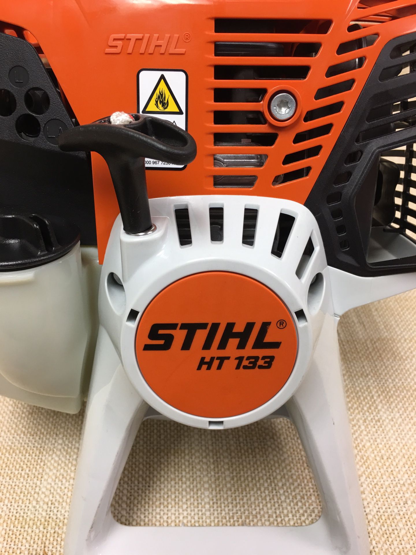 Stihl HT133 Or 103 pole pruner engine, Throttle and trigger assembly