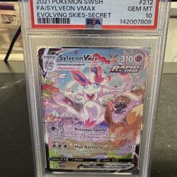 Pokémon Sylveon VMAX SWSH07 Evolving Skies 212/203 Secret Rare Full Art PSA 10
