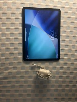 Apple iPad Air 4th Gen 64GB Wi-Fi Excellent Condition