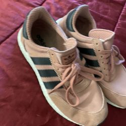 Size 9 Adidas Shoes 