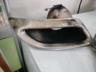 LEXUS LS 460 Exhaust Tips