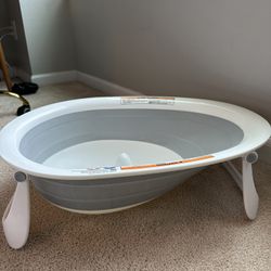 Collapsible Baby Bathtub