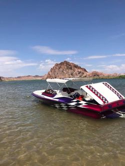 Ultra boat