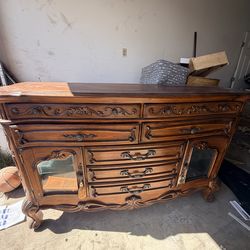 Dresser/TV Stand (Real Wood)