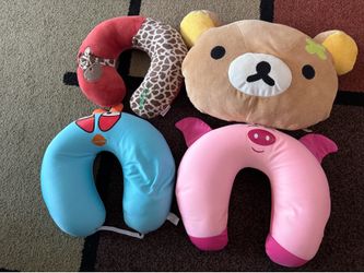 Set of 4 Animal Neck Pillows