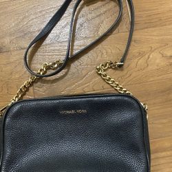 Michael Kors Crossbody Bag