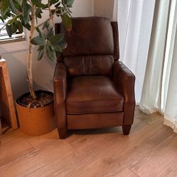 Genuine Leather recliner 