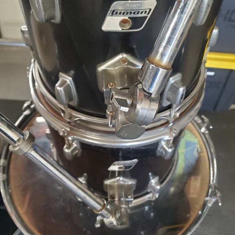 Ludwig 80's Rocker 5 pc. Drum Set for Sale in Riverside, CA - OfferUp