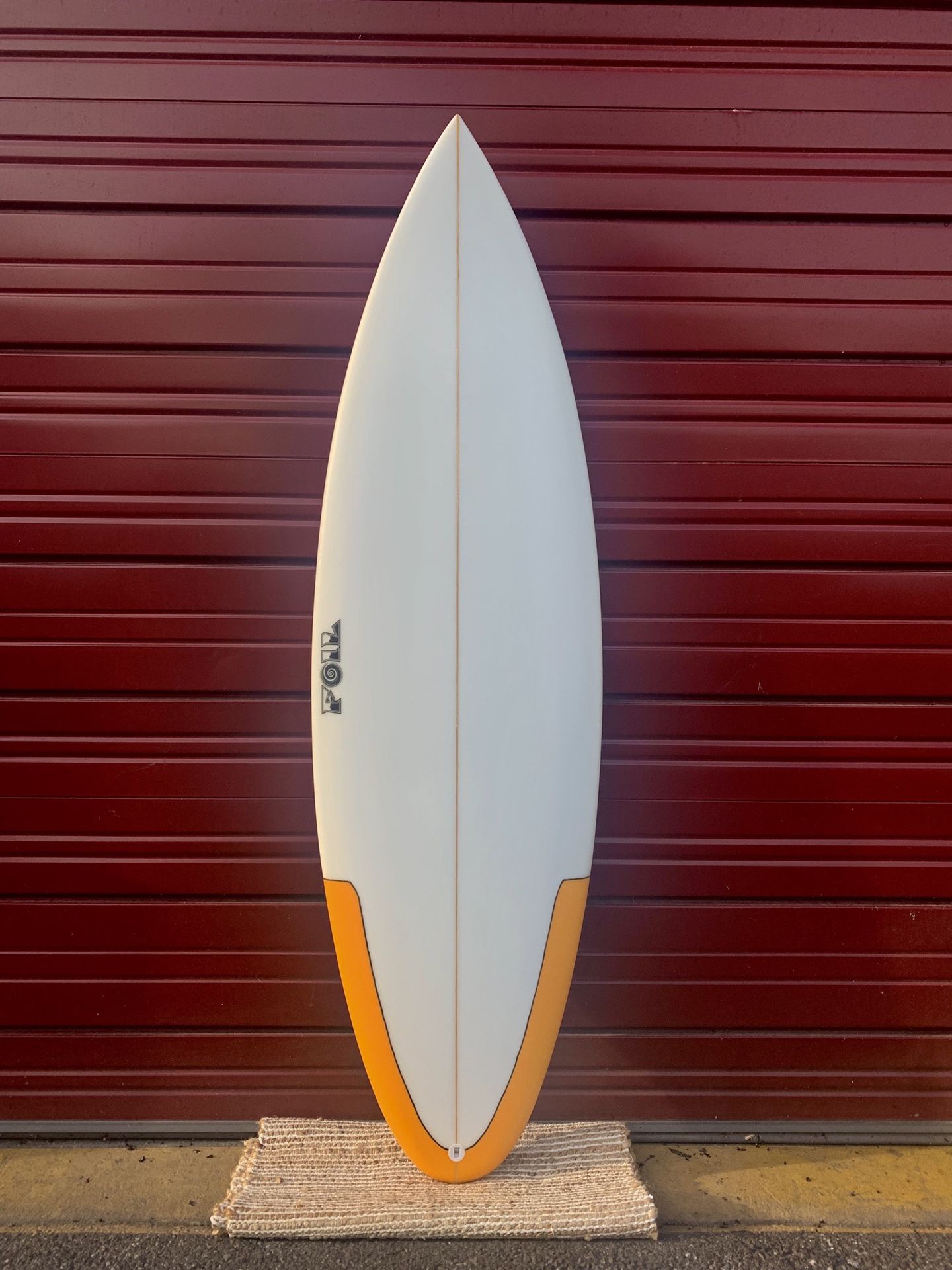 New 5’11” FOIL short board surfboard